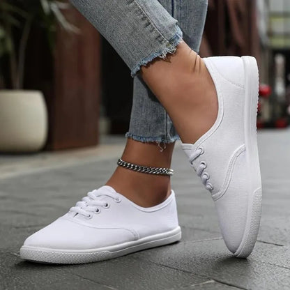 Women's Sneakers | Everyday Classic Luna — product view 2