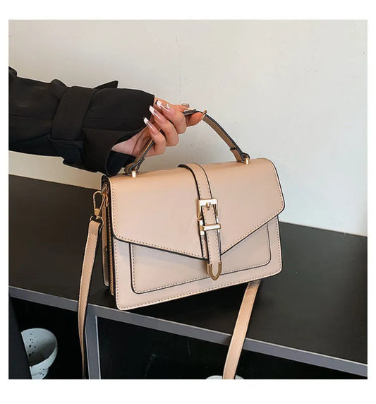 Shoulder Bag | Women's Buckle Classic Mason, product image 2