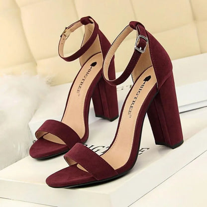 Block Heel | Women's Elegant Buckle Henry, product image 4